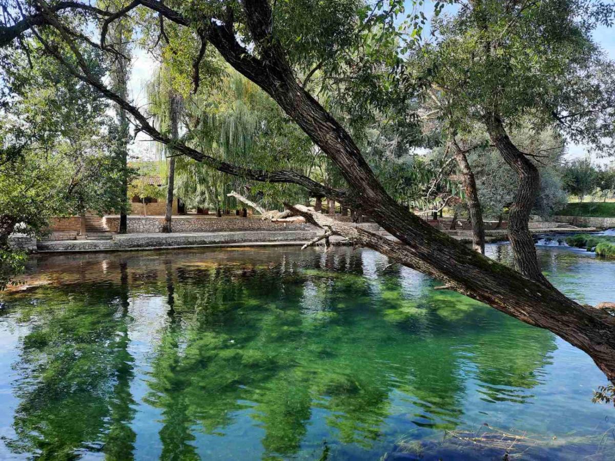 Guest House Green River Ljubuški Eksteriør billede